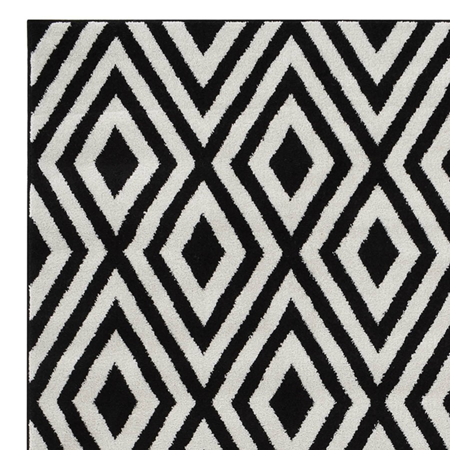 Rugs & Curtains * | (D532) Black & White Diamond Design Area Rug, 5 7 Shop