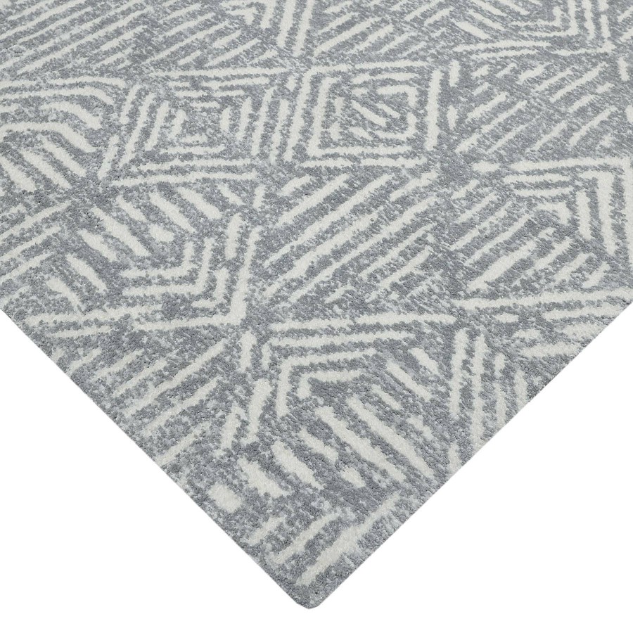 Rugs & Curtains * | (A470) Mercer Grey Diamond Design Area Rug, 5 7 At Reduced Price